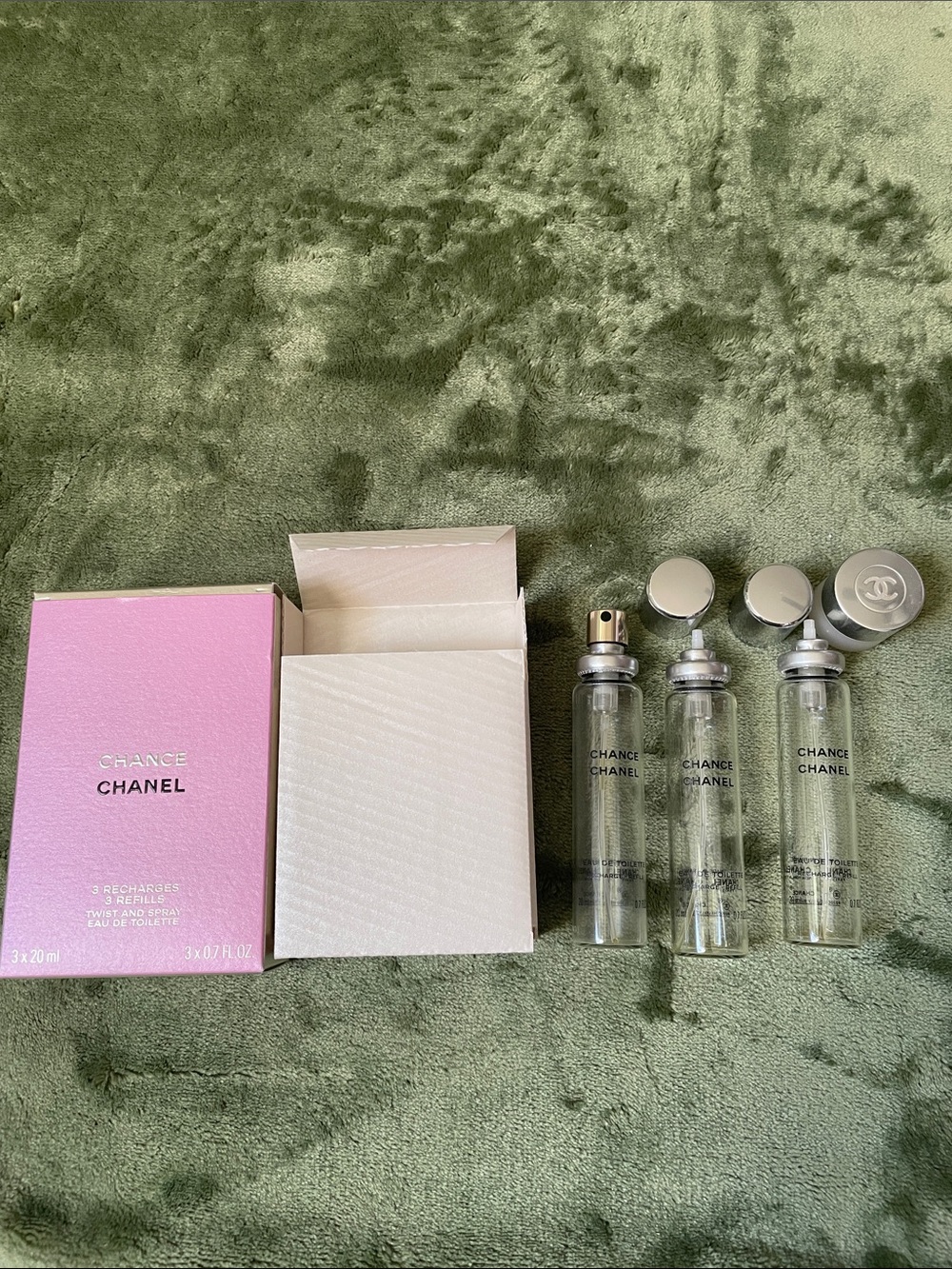 CHANEL Chance Refillable Set — Pink and Silver